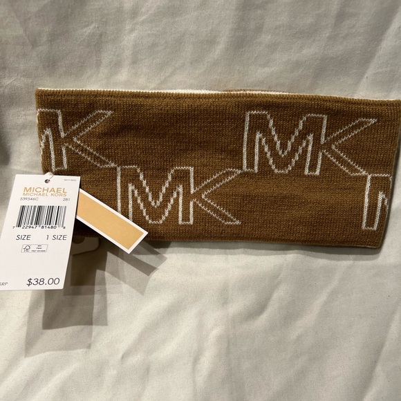 Michael Kors Accessories - Micheal Kors Reversible Headband (R $38) NWT